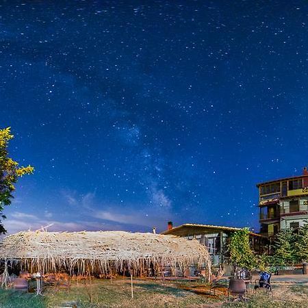 Mouson Melathron Hotel Elafina Luaran gambar