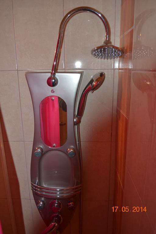 Mouson Melathron Hotel Elafina Bilik gambar