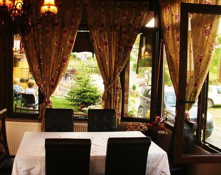 Mouson Melathron Hotel Elafina Luaran gambar