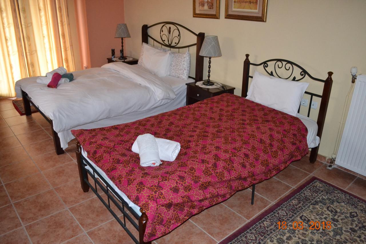 Mouson Melathron Hotel Elafina Luaran gambar