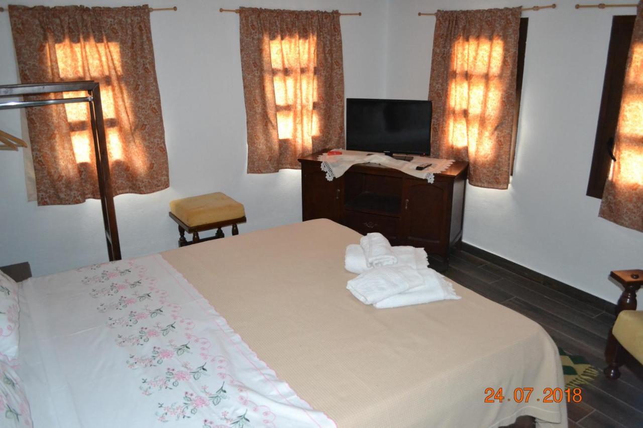 Mouson Melathron Hotel Elafina Luaran gambar